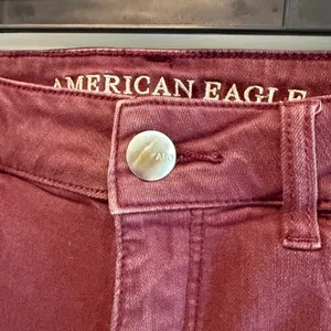 American Eagle‎ Outfitters Hi-Rise Super Stretch Burgundy Red Shortie Shorts 10 thumbnail 2