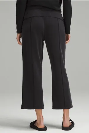 Lululemon Softstreme Straight Leg Cropped Pants thumbnail 2