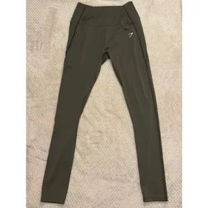 GYMSHARK Workout Set — Olive Green | S thumbnail 4