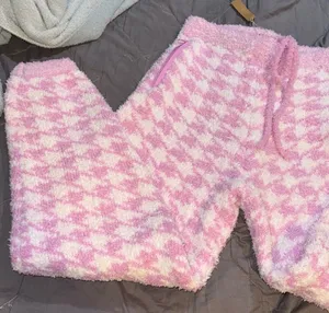 Skims Cozy Knit Jogger Limited Edition 'Petal Houndstooth' Size: S/M thumbnail 3