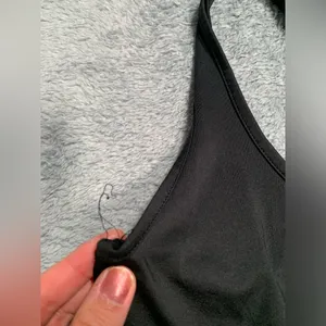 Gymshark sports bra black thumbnail 3