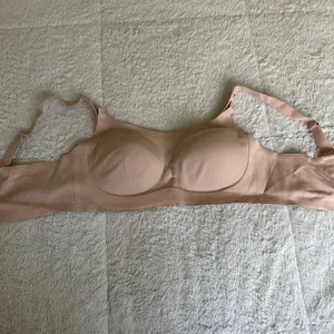 Momcozy Hands-Free‎ Nursing & Wearable Pumping Bra - Beige Large thumbnail 3