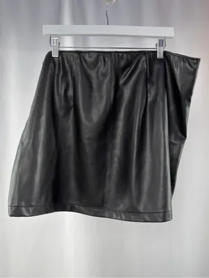 NWT Abercrombie & Fitch Vegan Leather Mini Skirt in Black Size XL thumbnail 5