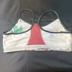 Lululemon Ujjayi Secret Garden Floral Sports Bra Size 10 thumbnail 9
