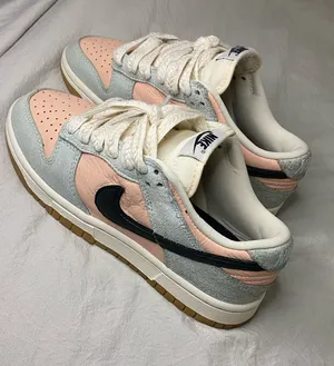 Nike Dunk Low women sneakers shoes size 6.5 thumbnail 1