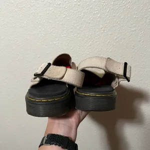 Dr. Martens Carlson tan suede Slip On Slingback Mule Womens 8 thumbnail 5