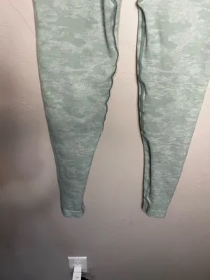 Aybl‎ Camo Sage Green Seamless High Rise Scrunch Booty Leggings thumbnail 5