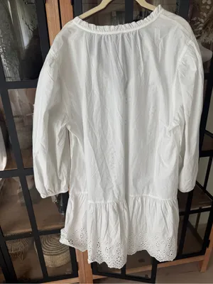 GAP eyelet embroidered long sleeve dress tie front cotton tiered ruffle hem thumbnail 3