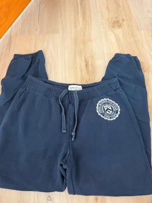 Abercrombie Sweatpants thumbnail 2
