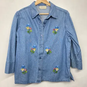 Vintage Blue Floral Denim Button Top Shirt Size Medium thumbnail 1