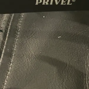 Privel Stylish Black Sunglasses thumbnail 7