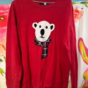 S200. Red Tommy Hilfiger sweater with polar bear design thumbnail 1