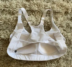 Gymshark White Sports Bra thumbnail 4