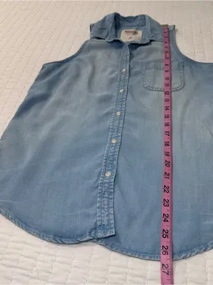 Mossimo Supply Co. 100% Lyocell Light Blue Sleeveless Chambray Slit Back Open M thumbnail 4