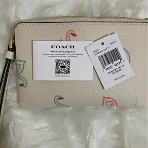 Coach Corner Zip Wristlet Swan Print thumbnail 7