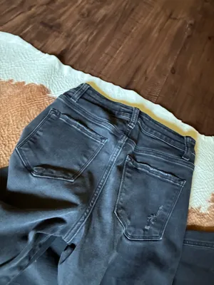 Buckle Flying Monkey high rise flares size 25 See some wear in photos on the middle of thigh not noticeable when wearing thumbnail 7