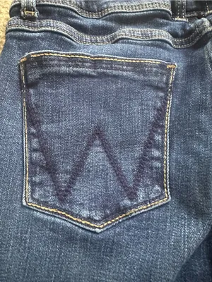 Wrangler Women’s Boot Cut Jeans in Dark Blue Denim thumbnail 2