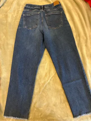 Women’s American Eagle Classic Stretch Mom Straight Jeans in Medium Blue Size 8 thumbnail 8