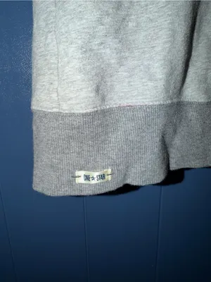 Converse One Star Half 3/4 sleeve pullover sweatshirt ft. Winnie the Pooh/Piglet thumbnail 4