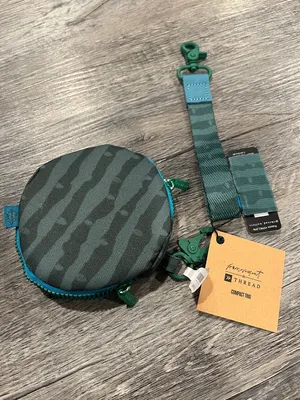 FP Movement NWT X Thread Sidekick Wallet thumbnail 3