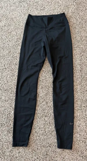 Black Nike Leggings thumbnail 1