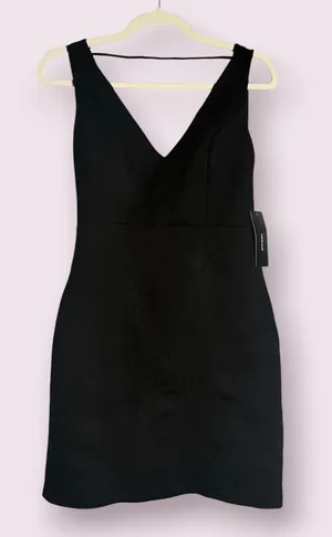 Lulus Black VNeck Strappy Back Bodycon Mini Dress Size Small thumbnail 1