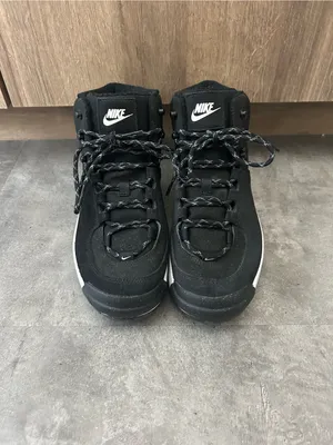 Nike City Classic Women's Lace-up Sneaker Boots Winter Snow Boots Black Size 7 thumbnail 5