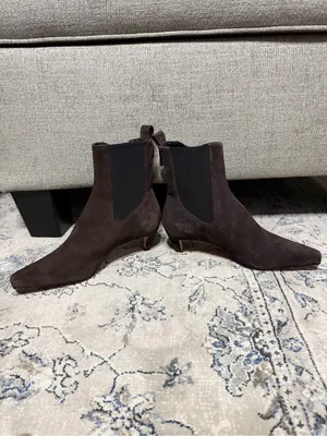 Reformation Roberta Kitten Heel Chelsea Boot thumbnail 9