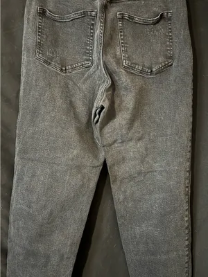Black Gray Distressed Denim Jeans – Size 14 – Heavy Rips thumbnail 2