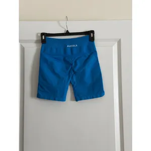 AUROLA Blue Dream Seamless 5.5" Biker Shorts High Waisted Scrunch Butt Small thumbnail 5