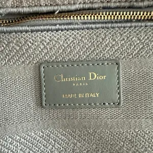 Christian Dior Lady D-Lite Bag Cannage Embroidered Canvas Medium thumbnail 8