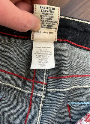 WLHJ58FE2 Americana Chain Dark Rinse Rolled Capri Jeans $209 EUC 28 thumbnail 12