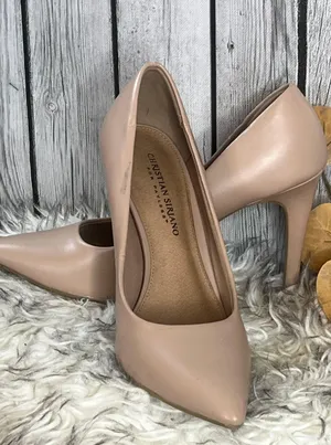Christian Siriano ⸻ 💫 Nude Heels – Size 8.5 💫 thumbnail 2