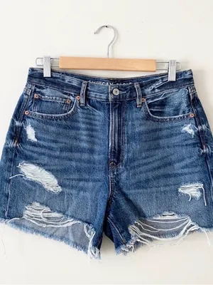 American Eagle 90s Boyfriend Denim Shorts Sz 12 Distressed Raw Hem EUC thumbnail 2