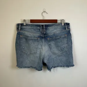 We The Free Distressed Denim Shorts Blue Frayed Raw Hem 31 Boho Festival Summer thumbnail 2