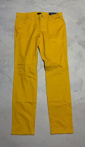 Ann taylor NWT modern skinny leg Yellow Pants 8 MSRP$80 thumbnail 1