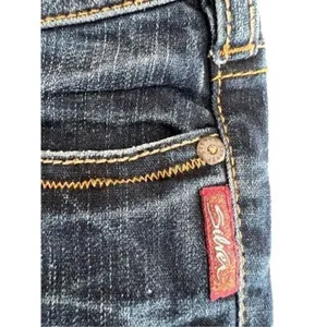 Silver jeans Co boots cut jeans size 28 thumbnail 9
