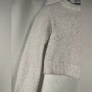 Urban Outfitters White Fuzzy Crewneck Crop Sweater XS thumbnail 5