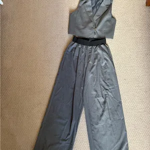Stylish Two piece set Gray Size M thumbnail 3