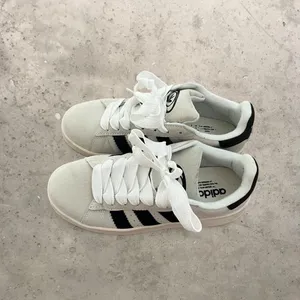 adidas campus 00 in light grey & black thumbnail 3