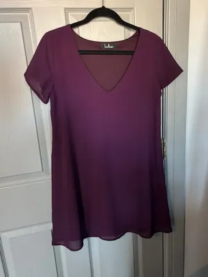 Lulus V-neck shift dress thumbnail 1