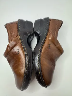 B.O.C Brown Leather Clogs Women's Size 6 thumbnail 6