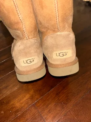 UGG Boots thumbnail 4
