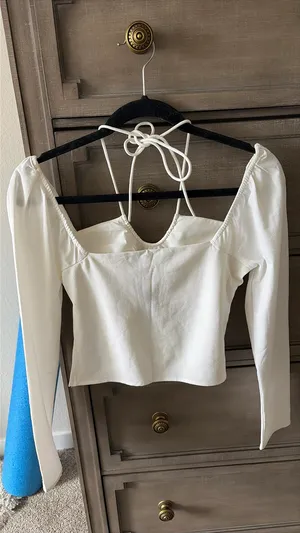 Abercrombie White Top thumbnail 2