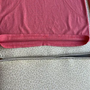 Lululemon Women’s Long Sleeve Activewear Performance Coral Shirt Size XS thumbnail 12