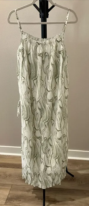 Light Green & Ivory wave print Slip dress lined adjustable straps thumbnail 1