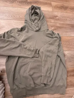 gymshark hoodie thumbnail 1