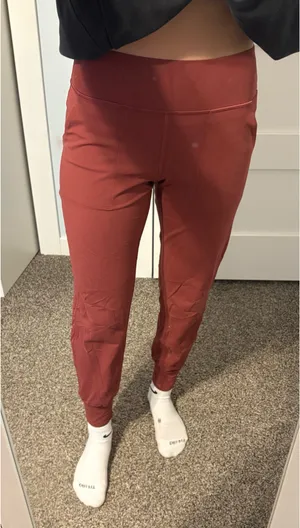 Lululemon Align Joggers 28" thumbnail 1