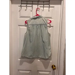 J.Crew Womens Sleeveless Chambray Popover Shirt Light Wash Blue‎ Cotton 14 Denim thumbnail 5