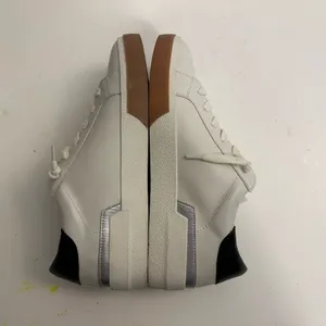 Dolce Vita Women's Helix White/Black Leather Sneakers Size 8.0 thumbnail 9